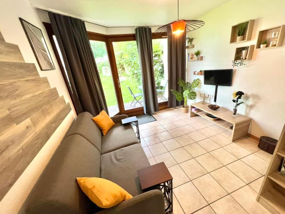 Joli Studio Cosy, Vue Magnifique Et Terrasse Privee جوراردُميه المظهر الخارجي الصورة