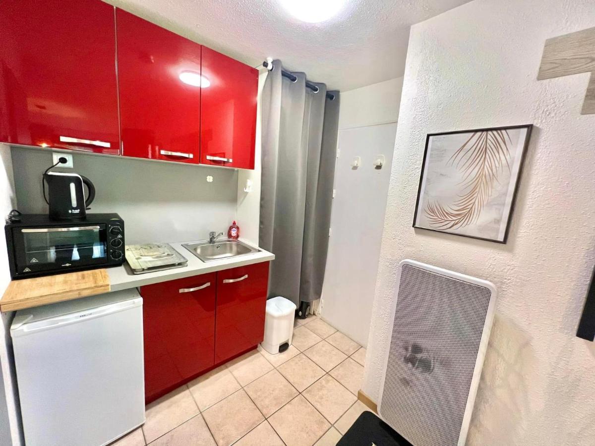 Joli Studio Cosy, Vue Magnifique Et Terrasse Privee جوراردُميه المظهر الخارجي الصورة